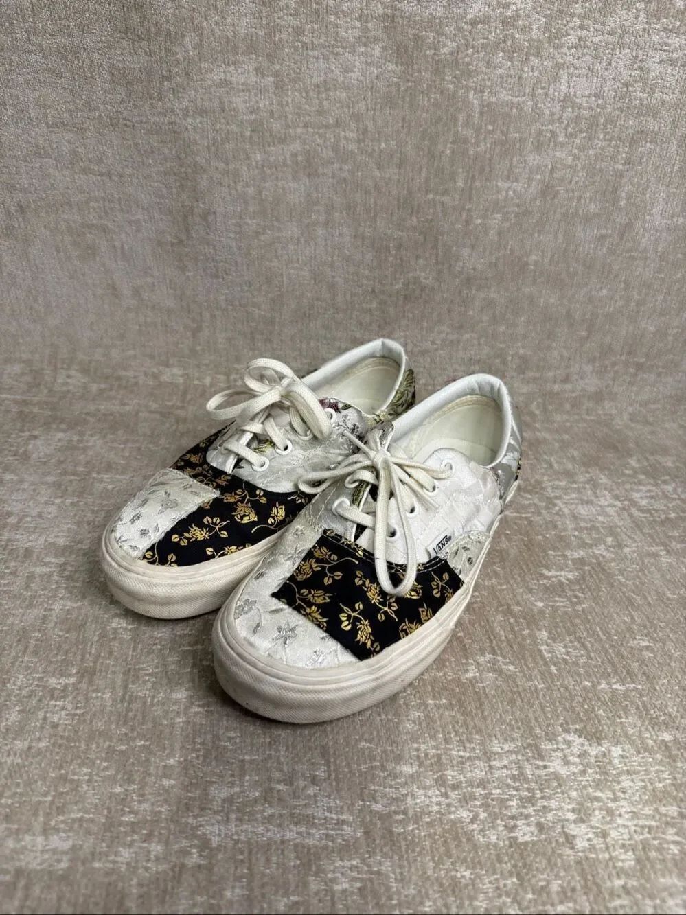 Vans Women's Patchwork Brocade Floral Era Low Top Sneakers Black White Size 7